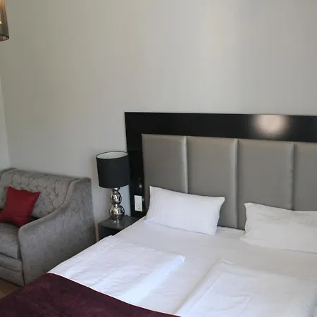 Arena Am Wasserpark Hotel 3*