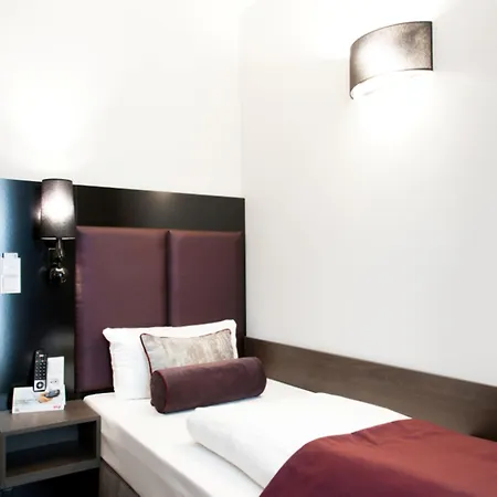 Hotel Arena Am Wasserpark 3*